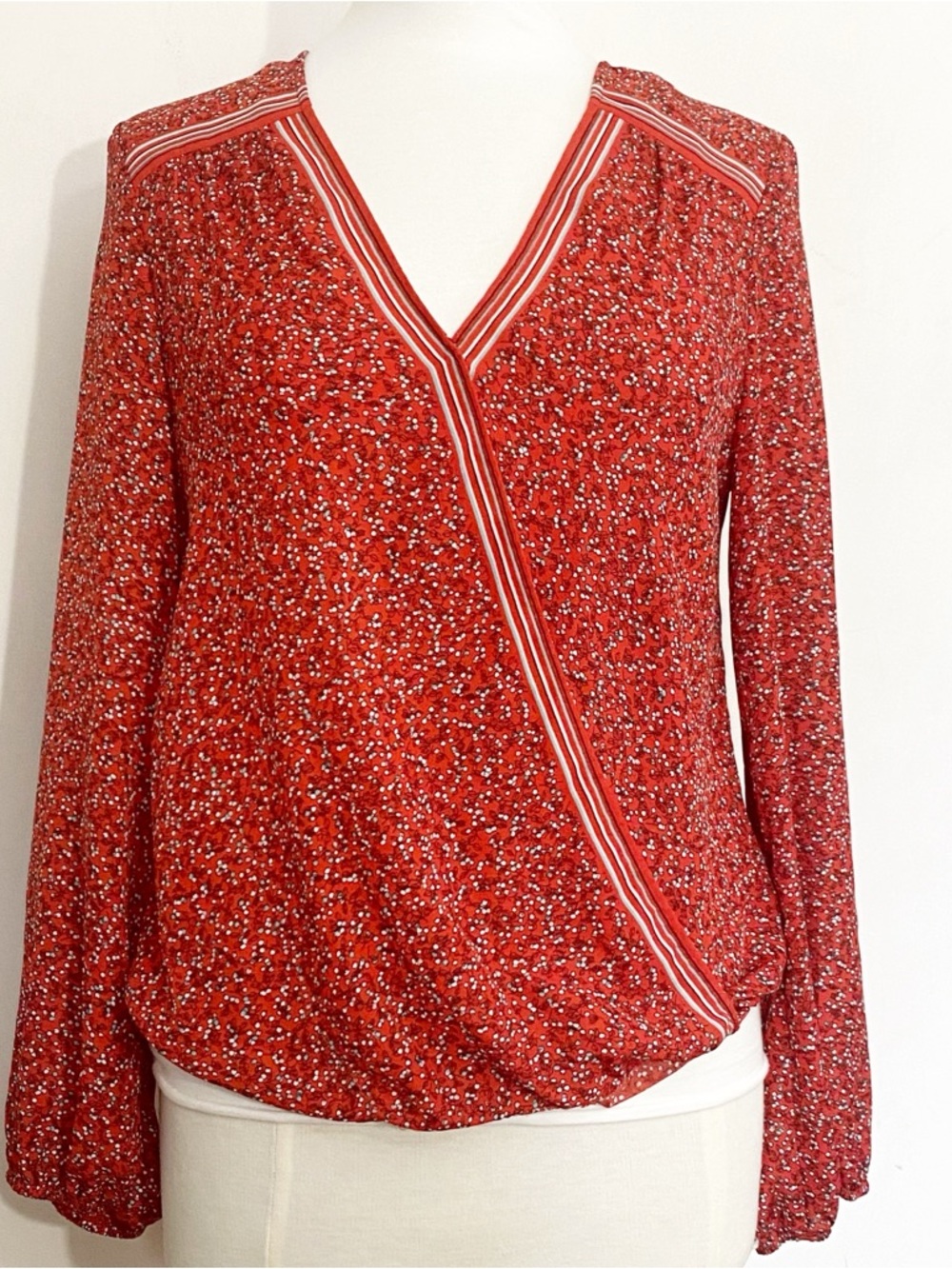 Max Studio Red Floral-Print Wrap Front High Low Hem Long Sleeve Top M